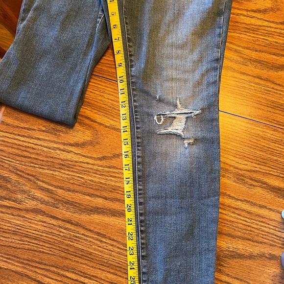 Universal Thread High Rise Skinny Jeans Size 10 - Picture 5 of 6